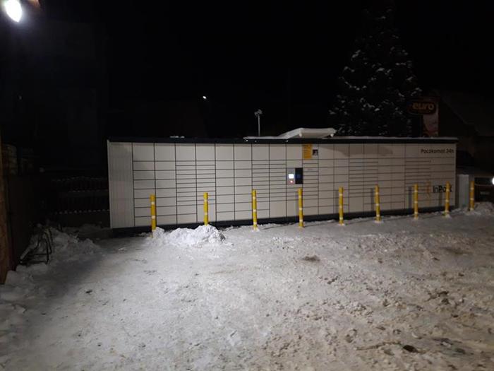 Parcel Locker MCC01N Na parkingu sklepu Euro Sklep