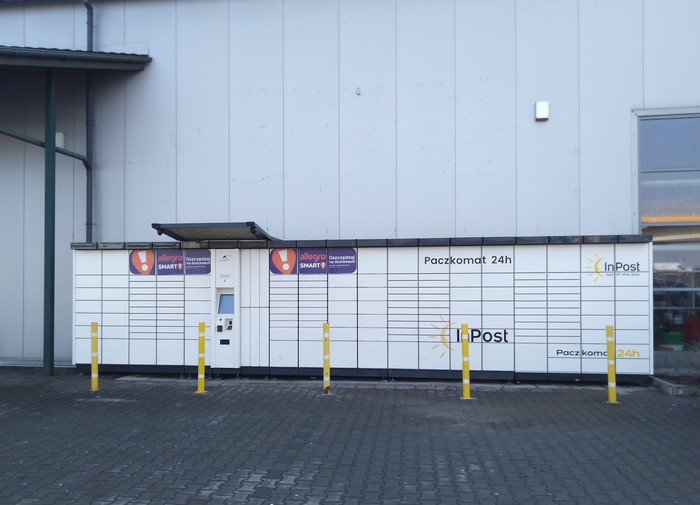Paczkomat MDL01MP Przy markecie Jysk