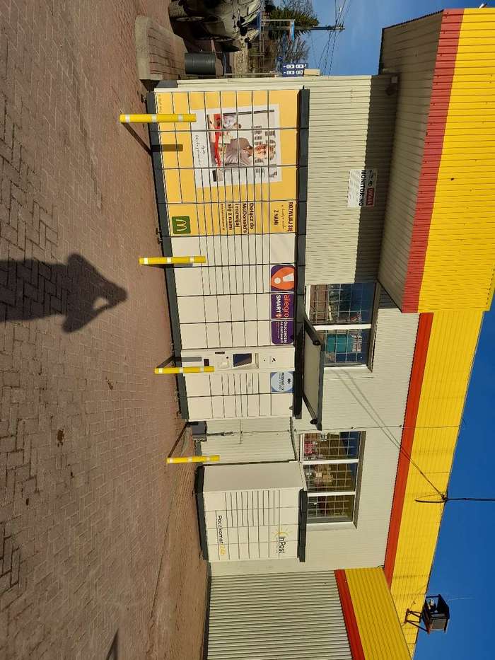 Paczkomat MDT01A Przy sklepie Carrefour