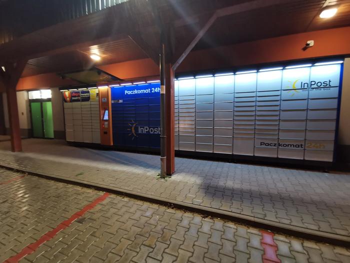 Поштомат MEP01A Przy sklepie Delikatesy Centrum