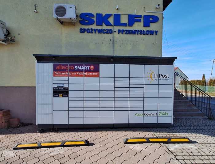 Paczkomat MGI01BAPP Parking Sklepu Groszek