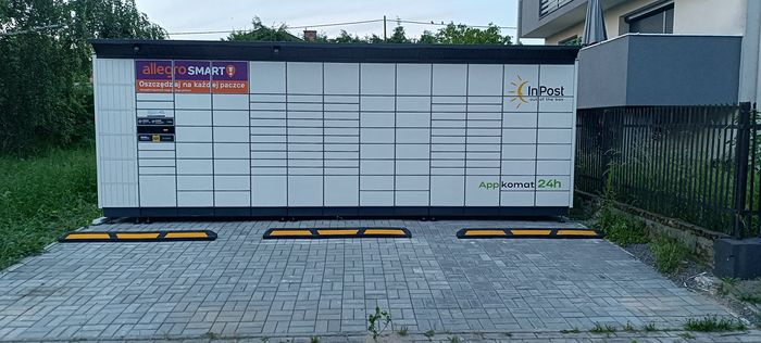 Paczkomat MIE05BAPP Posesja prywatna, pomiędzy budynkami 6 -10