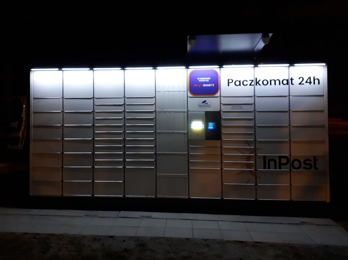 Paczkomat MIE05N Przy pasażu handlowym WSK