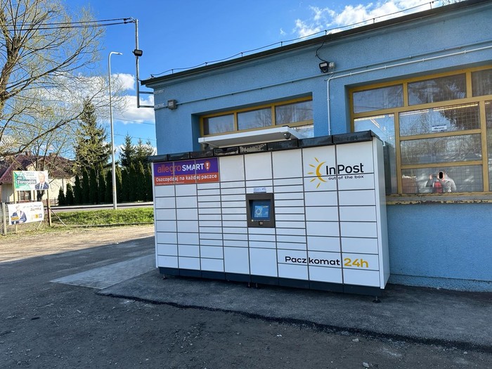 Parcel Locker MIE16M Przy sklepie