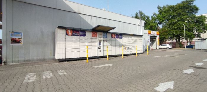Paczkomat MKW02A Stacja paliw Shell