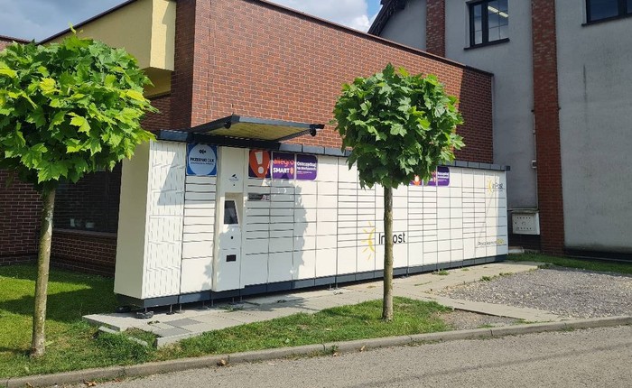 Paczkomat MKW03A Przy zabytkowej stodole