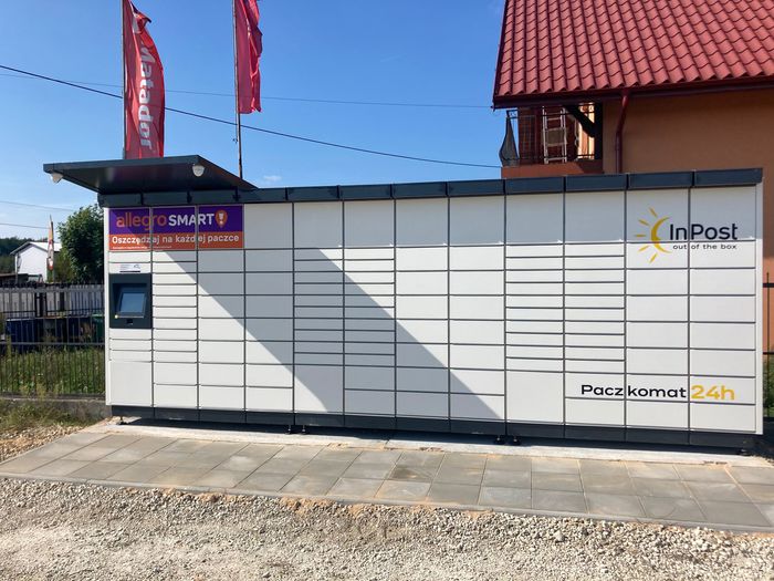 Paczkomat MKZ01M Przy ulicy Długiej