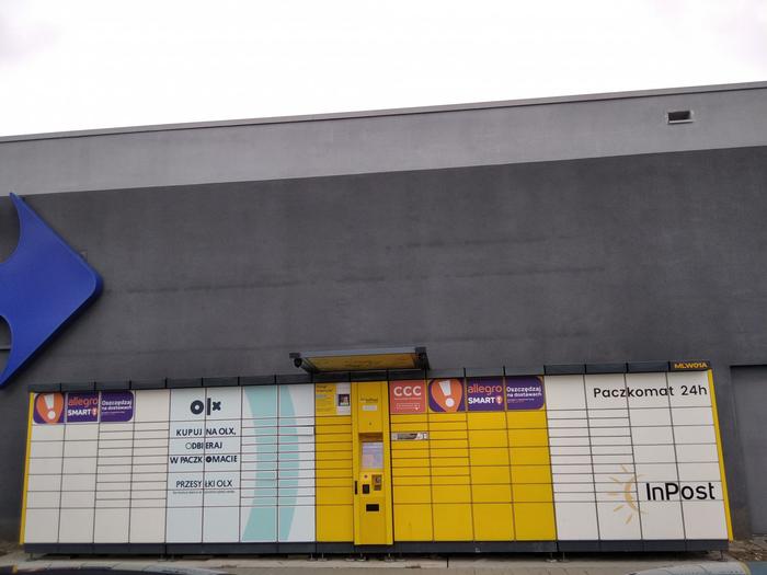 Поштомат MLW01A Przy markecie Carrefour