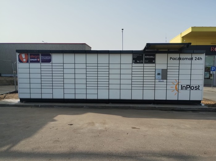 Paczkomat MLW01N Obok sklepu Kaufland