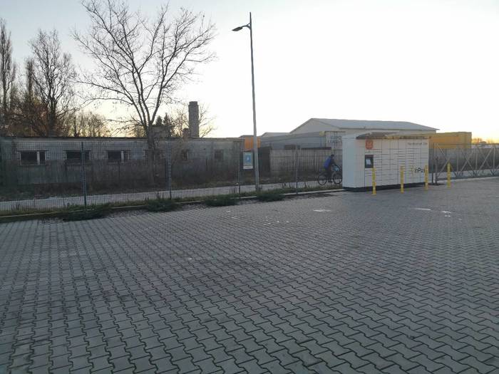 Paczkomat MLW03M Przy myjni bezdotykowej