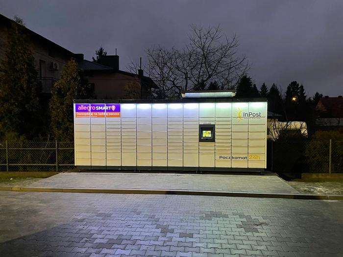 Paczkomat MLW11M Market Dino
