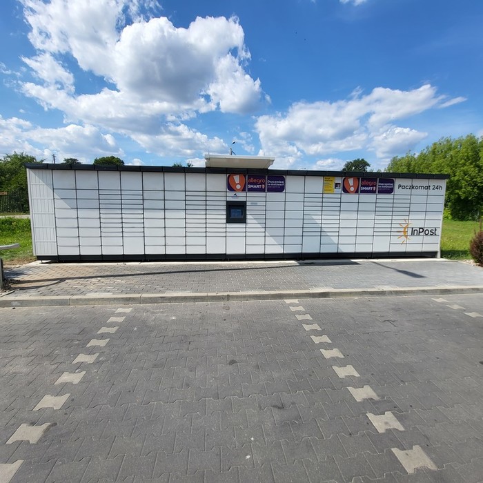 Paczkomat MMK01M Przy sklepie Lidl