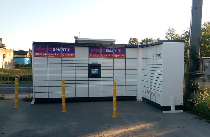 Parcel Locker MNS01M Przy sklepie spożywczym
