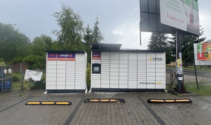 Parcel Locker MNX01M Przy Delikatesach Centrum