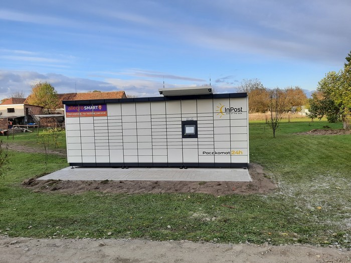 Parcel Locker MOJ01M Przy ulicy Spacerowej