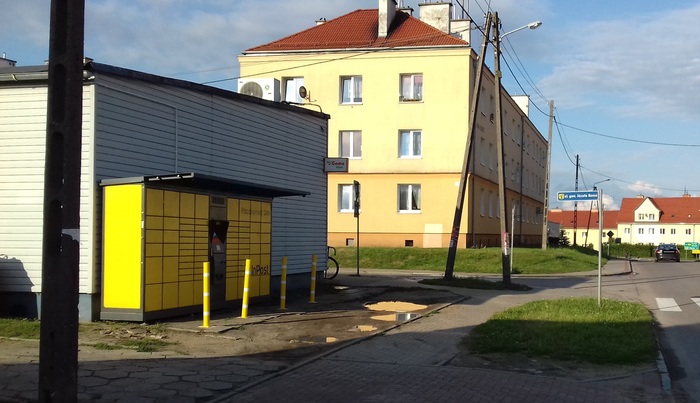 Paczkomat MOR01G Przy sklepie Gama