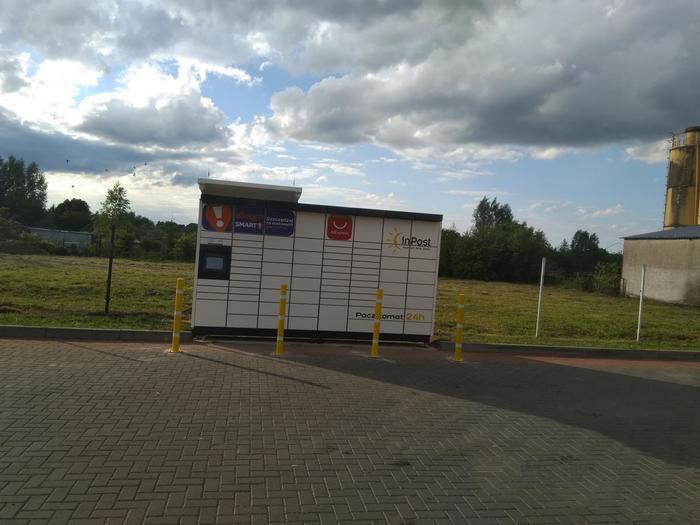 Paczkomat MOR02M przy myjni samochodowej Magdex