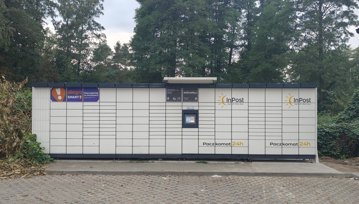 Parcel Locker MRY01M Przy parkingu