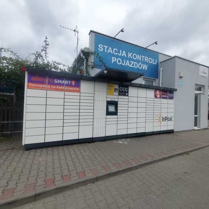 Paczkomat MSI02M Przy stacji kontroli pojazdów na rogu ulic Geodetów i Słowiczej
