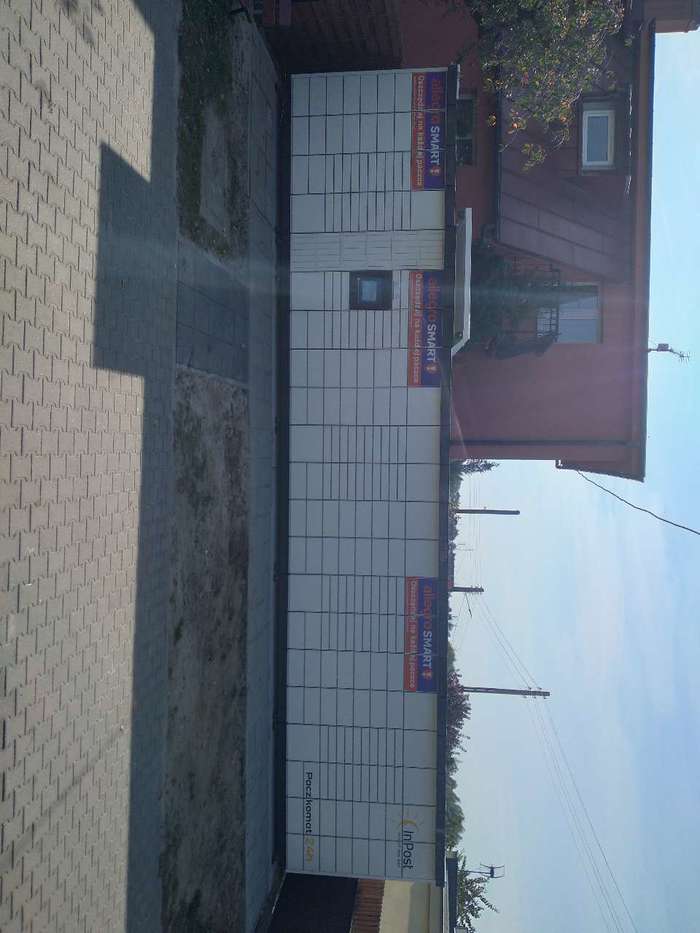 Parcel Locker MUG04M Na prywatnej posesji przy ul. Jeziornej