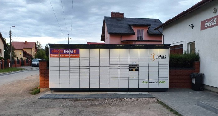 Paczkomat MZS04BAPP Przy sklepie spożywczym