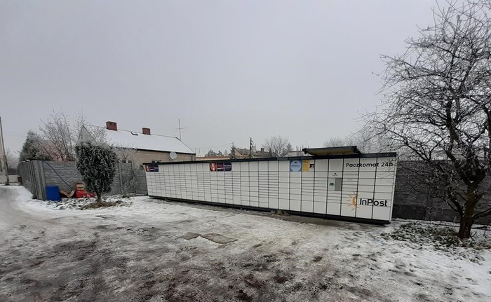 Paczkomat NAS01N Przy myjni bezdotykowej