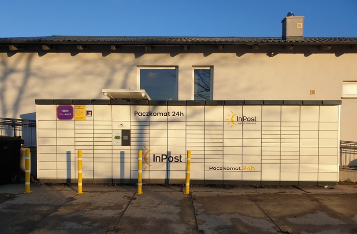 Paczkomat NDG01N Na stacji paliw Witaj