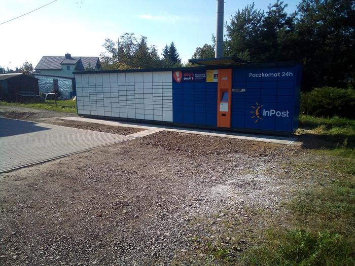 Paczkomat NDM02A Przy sklepie Auto Max