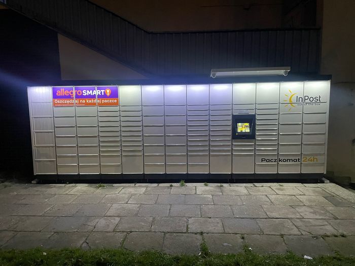 Paczkomat NDM14M Obiekt usługowy