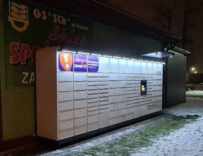 Paczkomat NES01M przy sklepie Lewiatan