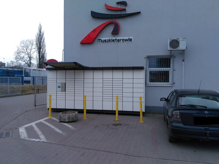 Paczkomat NGD01N Przy markecie Intermarche