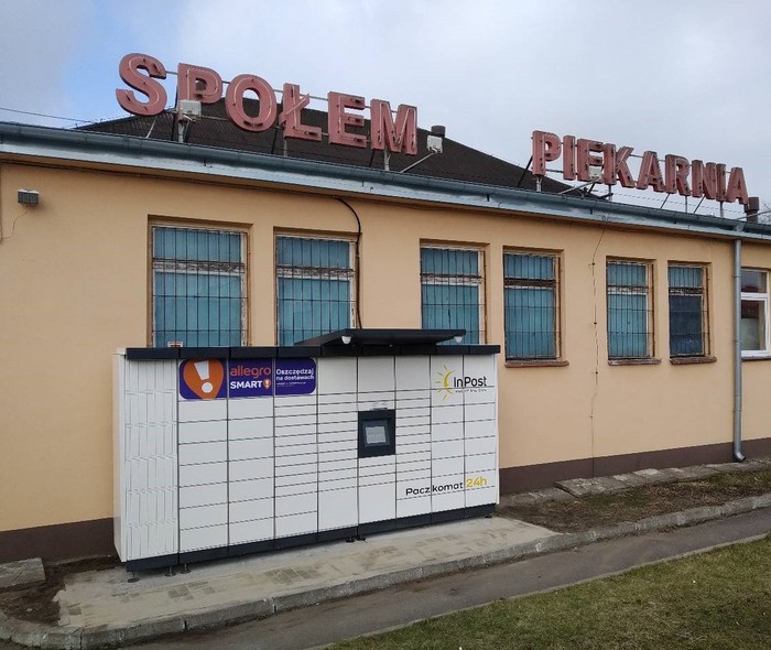 Paczkomat NID03M przy piekarni Społem