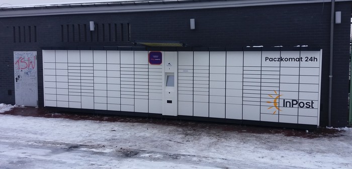 Paczkomat NIE03A Za budynkiem Placu Targowego