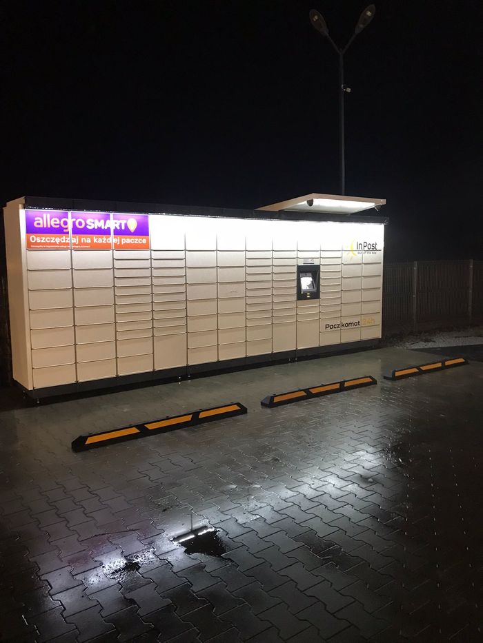 Paczkomat NIM01M Przy myjni samochodowej