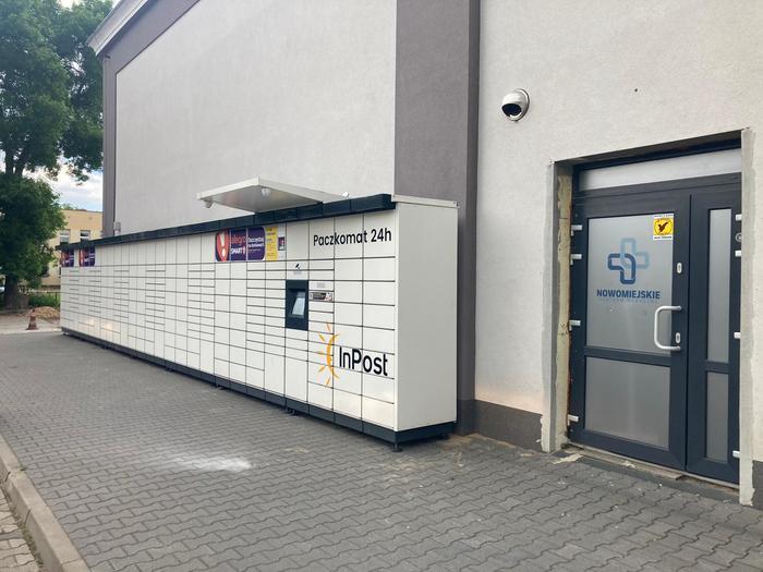 Paczkomat NMN01M Przy Parku Handlowym 1.2.3.