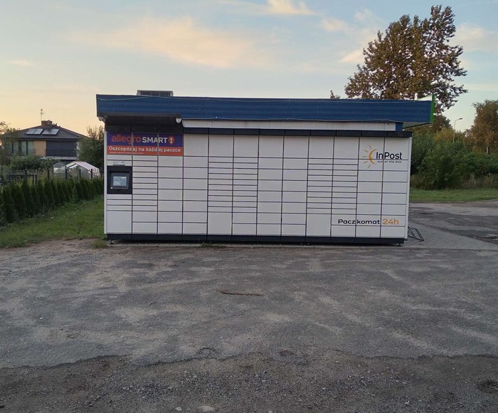 Paczkomat NOB01M Przy sklepie Żabka