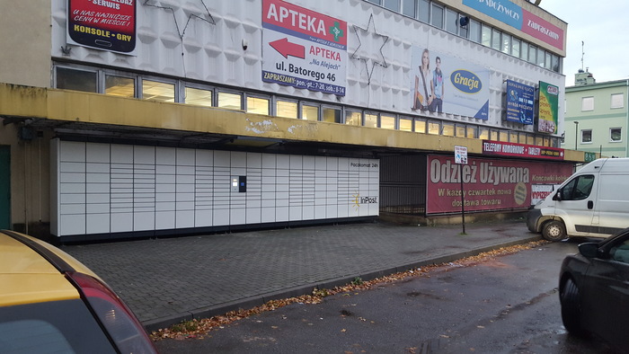 Paczkomat NSA02N Przy parkingu