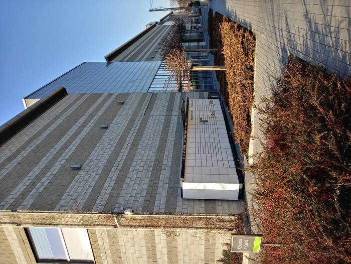 Paczkomat NSA03N Przy parkingu podziemnym Galerii Trzy Korony