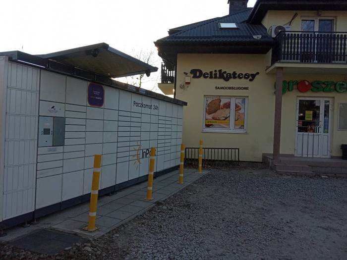 Paczkomat NSA04N Przy sklepie Groszek