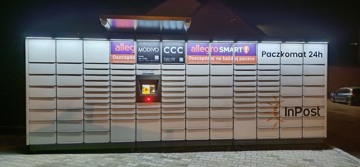 Parcel Locker NTA01M Przy budynku handlowym