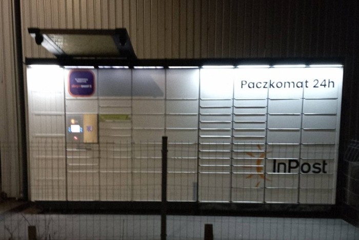 Paczkomat NWL01N Przy sklepie Minuta8