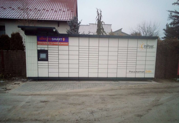Paczkomat NWO04M Przy Delikatesach Centrum