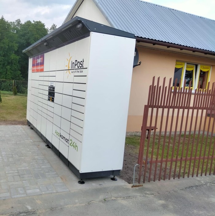 Paczkomat NWVS01BAPP Przy sklepie spożywczym