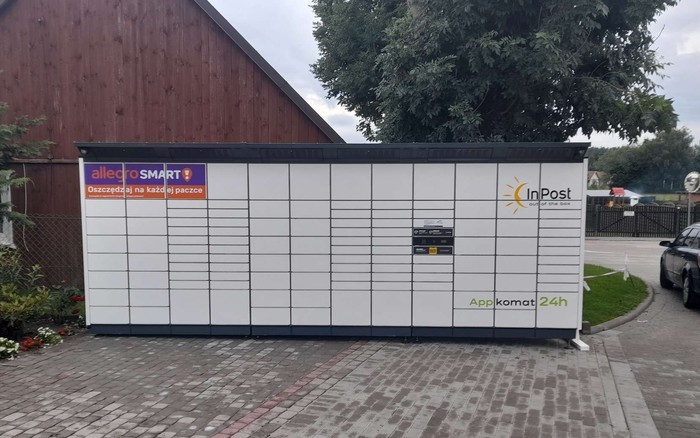 Paczkomat OCYP01BAPP Przy sklepie EMBi