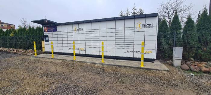 Paczkomat OKS01M Przy sklepie Lewiatan