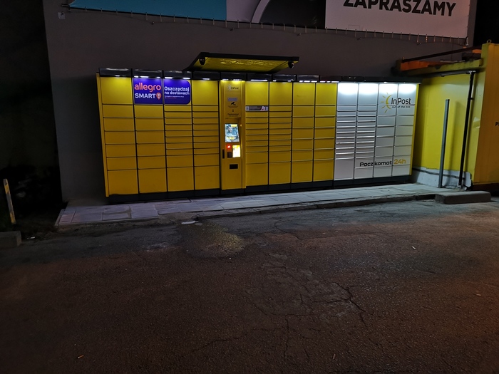 Paczkomat OLK02A Przy Pasażu handlowym