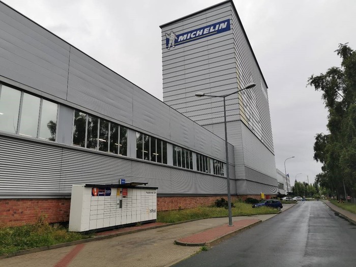 Paczkomat OLS02N Przy zakładach Michelin