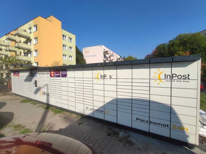Paczkomat OLS11N Na prywatnej posesji
