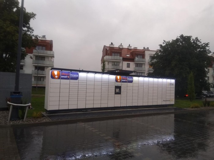 Paczkomat OLS13M przy Lidlu