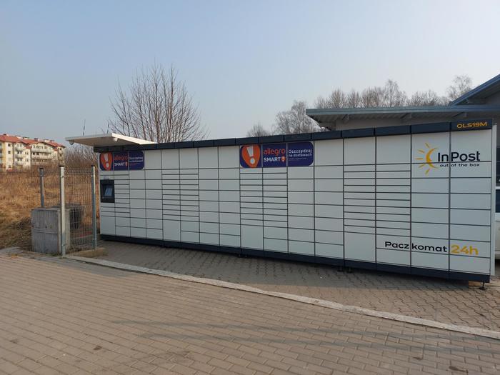 Paczkomat OLS19M przy StrefieOpon
